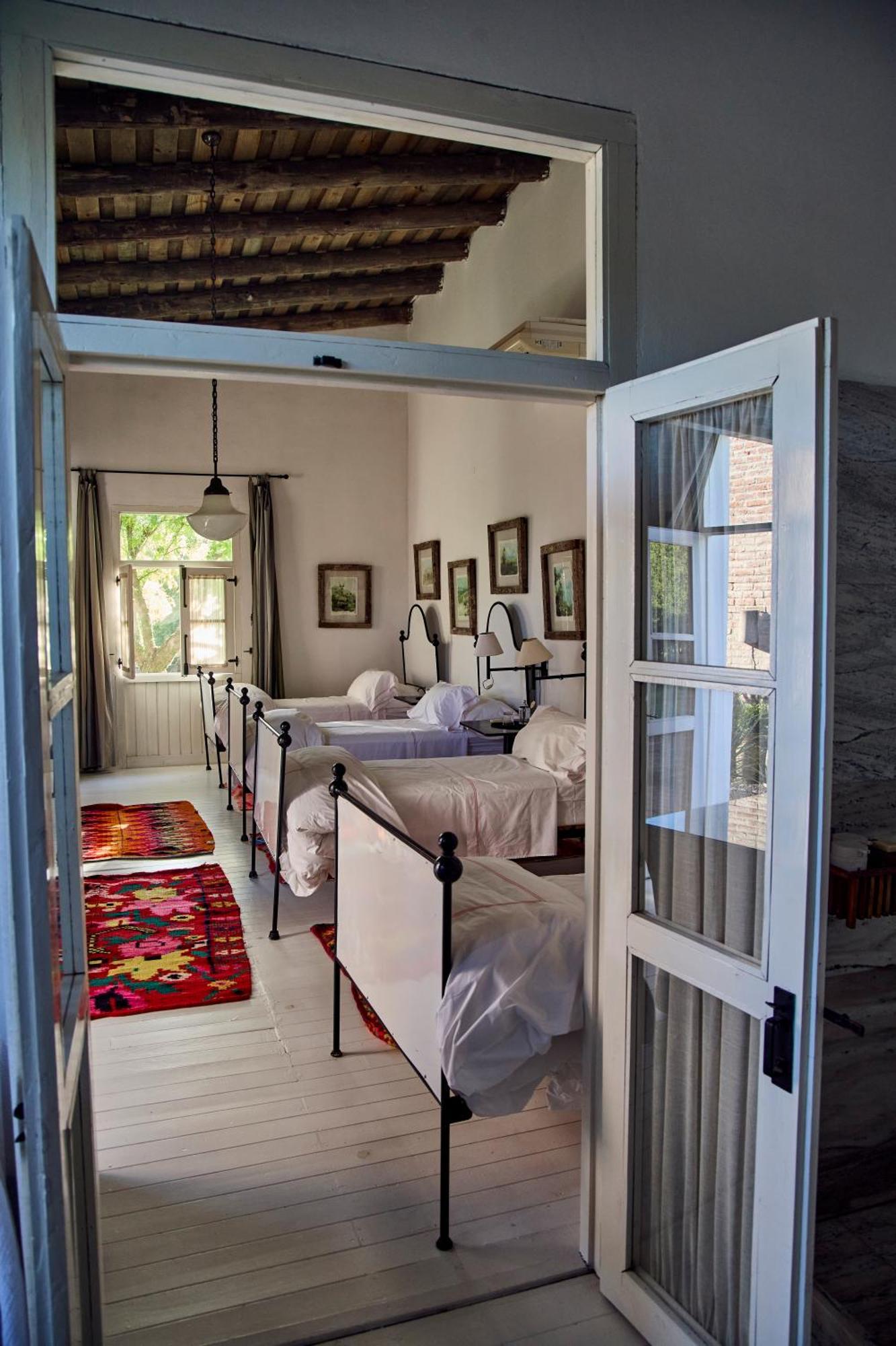 Casa Anna Bed & Breakfast Garzon ภายนอก รูปภาพ